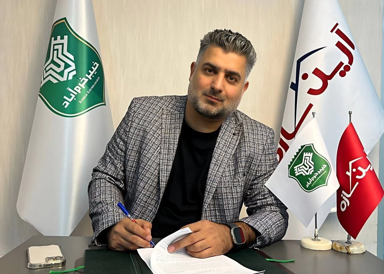 مدیرعاملی کمالوند در فوتبال ایران رسمی شد