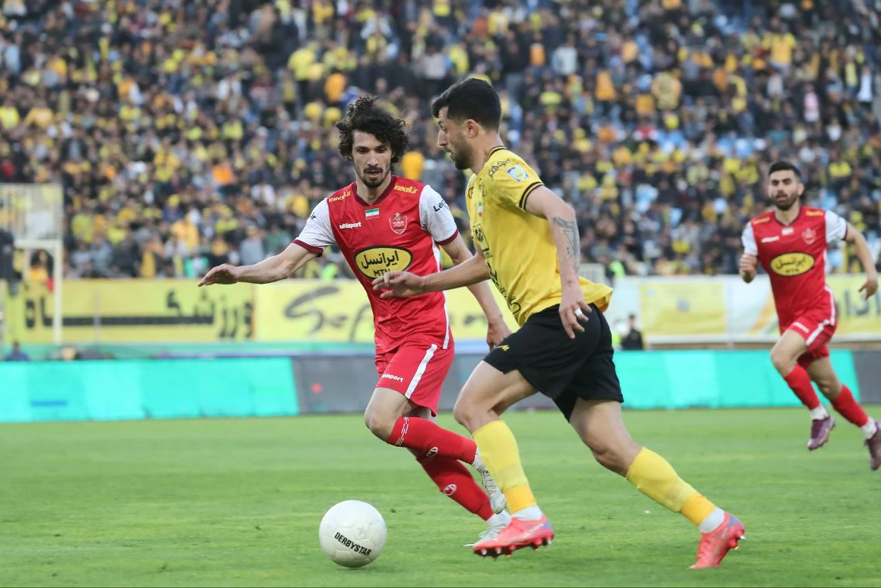 مورایس با ۲ نفر پرسپولیس را به وقت اضافه بُرد(عکس)