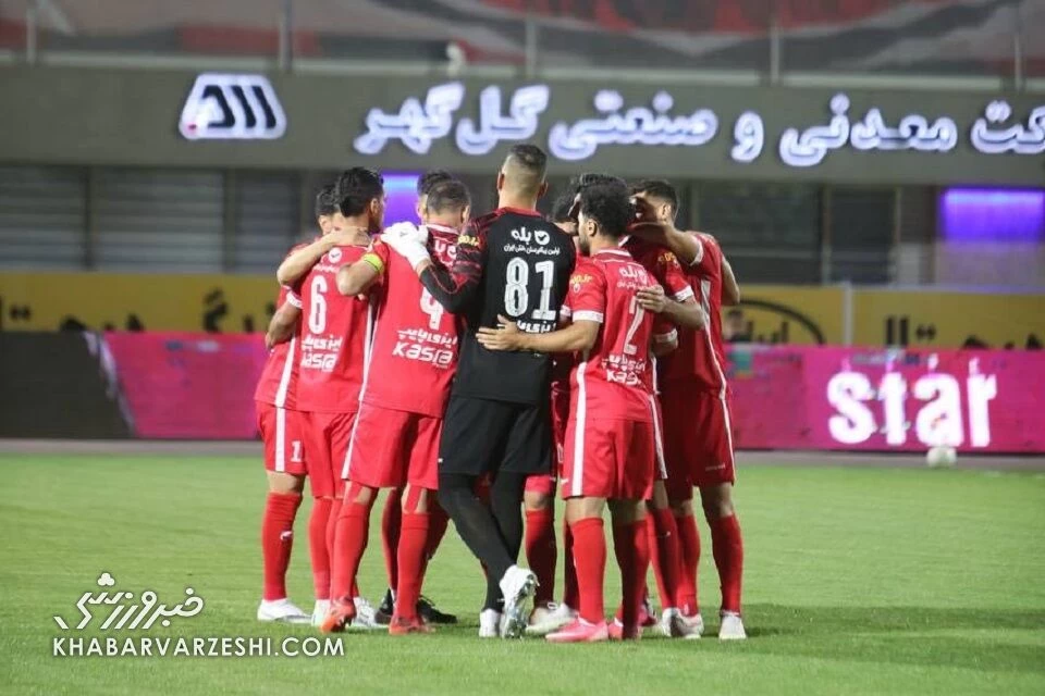 روزه سکوت پرسپولیسی‌ها پس از تقدیم قهرمانی به استقلال