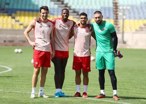 دو ملی پوش پرسپولیس به تهران برنمی‌گردند