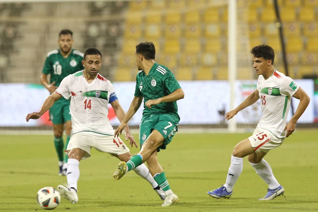 حمید درخشان: بردن امارات، به‌ به و چه‌ چه ندارد