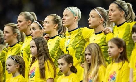سوئد دخترانش را تنها نگذاشت: به شما افتخار می‌کنیم