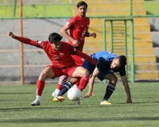 تساوی شش‌گله تراکتور و پیکان در بازی دوستانه