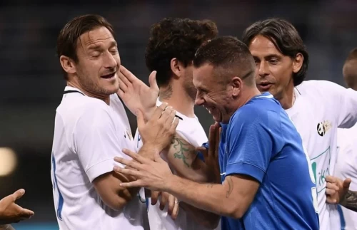 کاسانو: توتی و باجو بهترین بازیکنان شماره ۱۰ در تاریخ فوتبال ایتالیا هستند