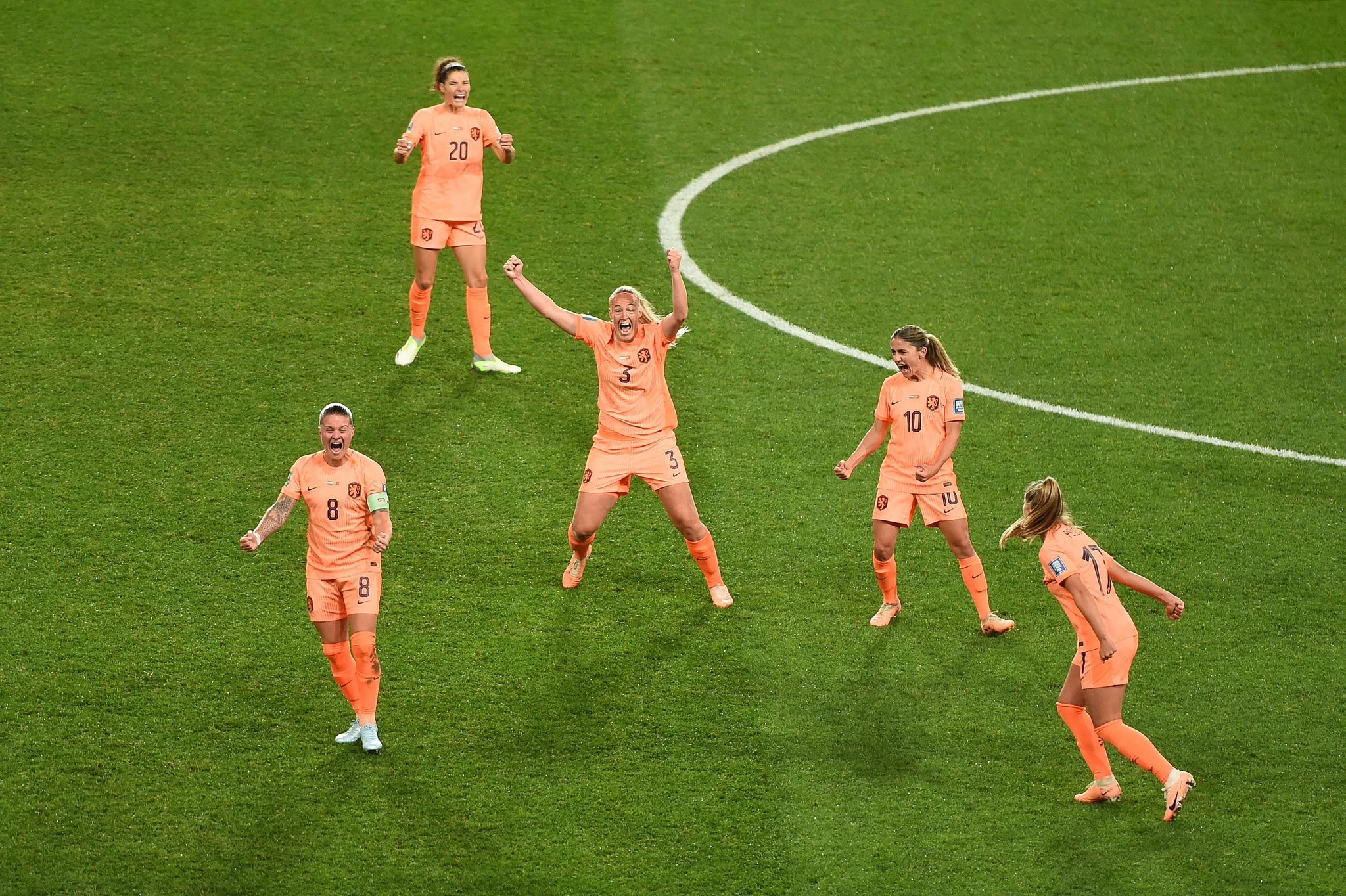 روز چهارم جام جهانی زنان؛ بازگشت پیروزمندانه هلند و توقف دور از انتظار فرانسه
