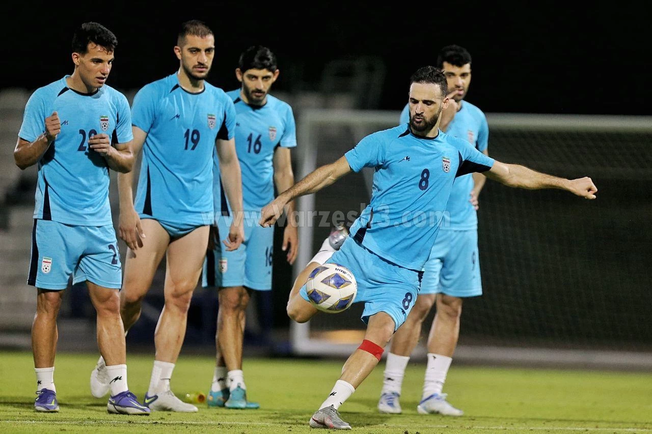 ایران- الجزایر با تاخیر آغاز می‌شود