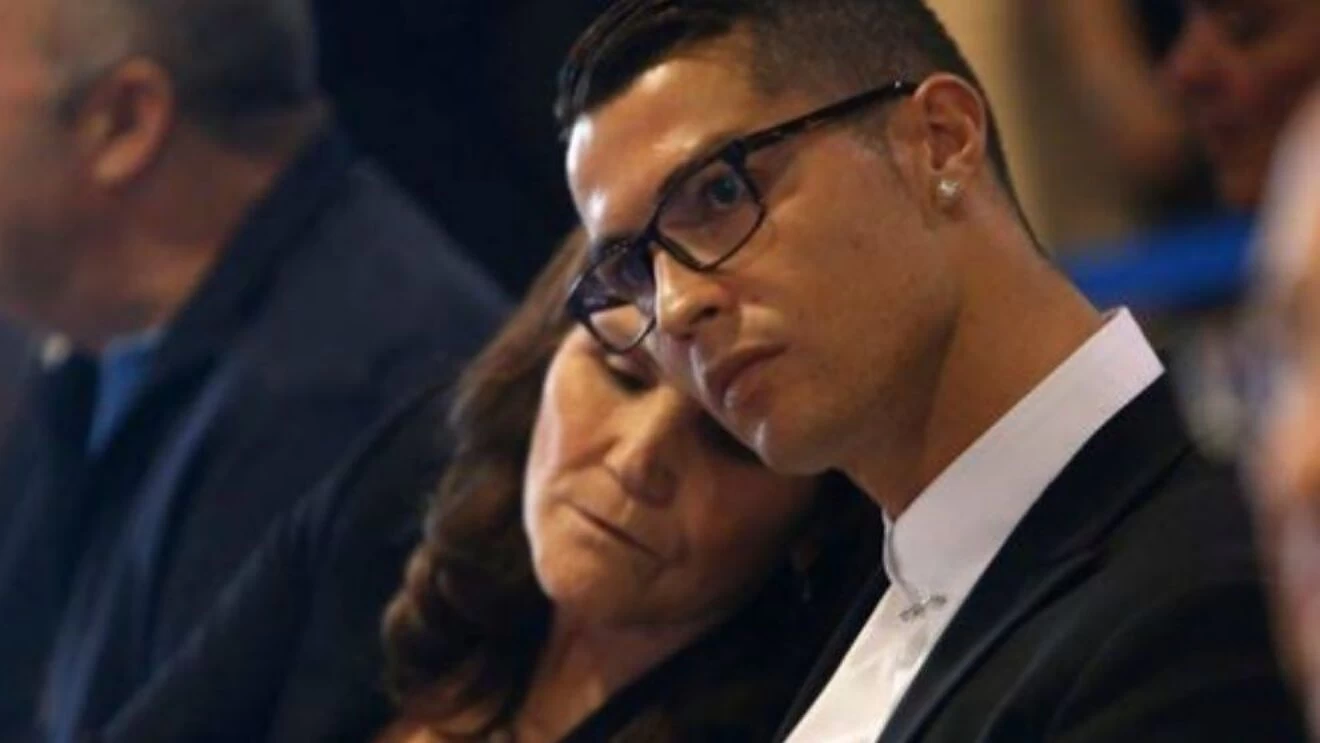 عکس جنجالی مادر رونالدو؛ CR7 ناراحت است؟ (عکس)