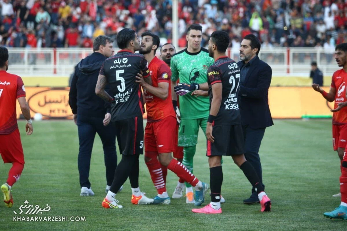 پیگیری حوادث بازی جنجالی تراکتور و پرسپولیس/ ۳ مسئول از تبریز به تهران آمدند