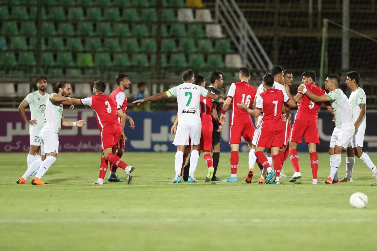 پنجره ذوب آهن چطور باز شد؟ / پرسپولیس و تراکتور دنبال 3-0 شدن بازی!