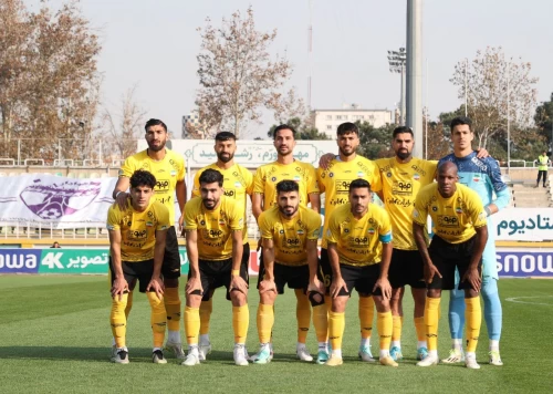 برنامه دشوارتر سپاهان در مقایسه با پرسپولیس