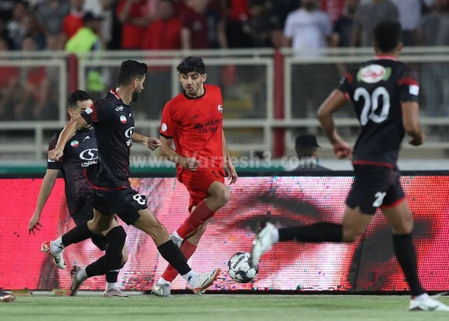 گزارش زنده: تراکتور ۰ - پرسپولیس ۰