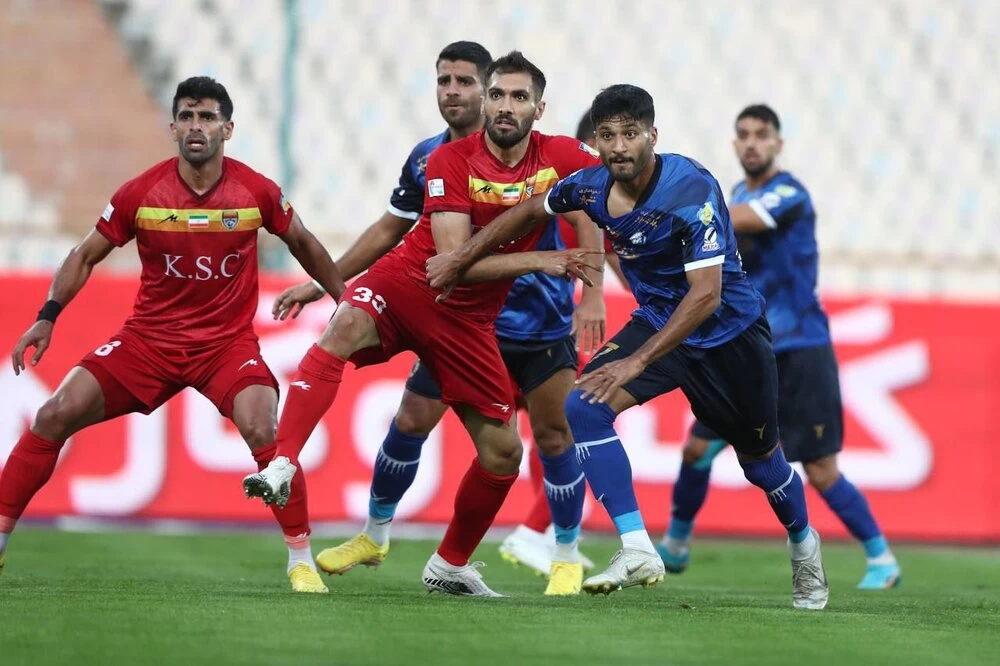 استقلال از پرسپولیس در جدول لیگ برتر عبور می کند؟