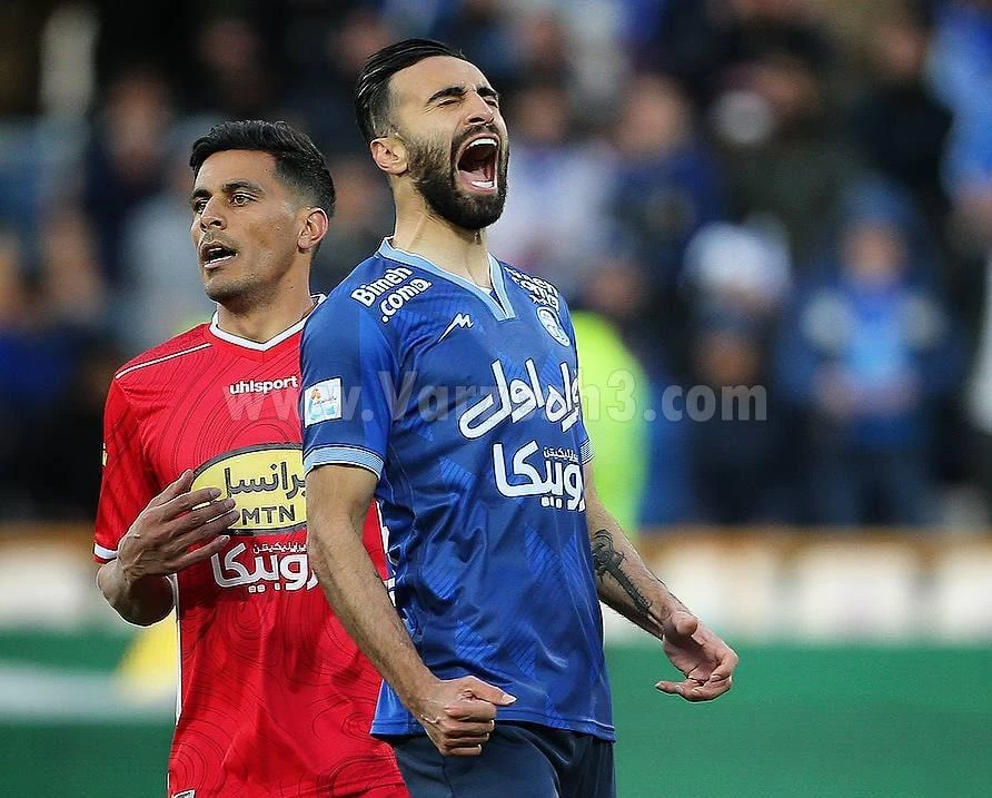 رسمی: استقلال یک امتیاز دیگر از پرسپولیس پیش افتاد