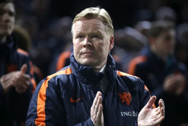 رونالد کومان پس از جام جهانی 2022 جانشین فن خال در تیم ملی هلند می‌شود